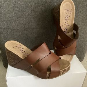 BLOWFISH wedge sandals slip on EUC